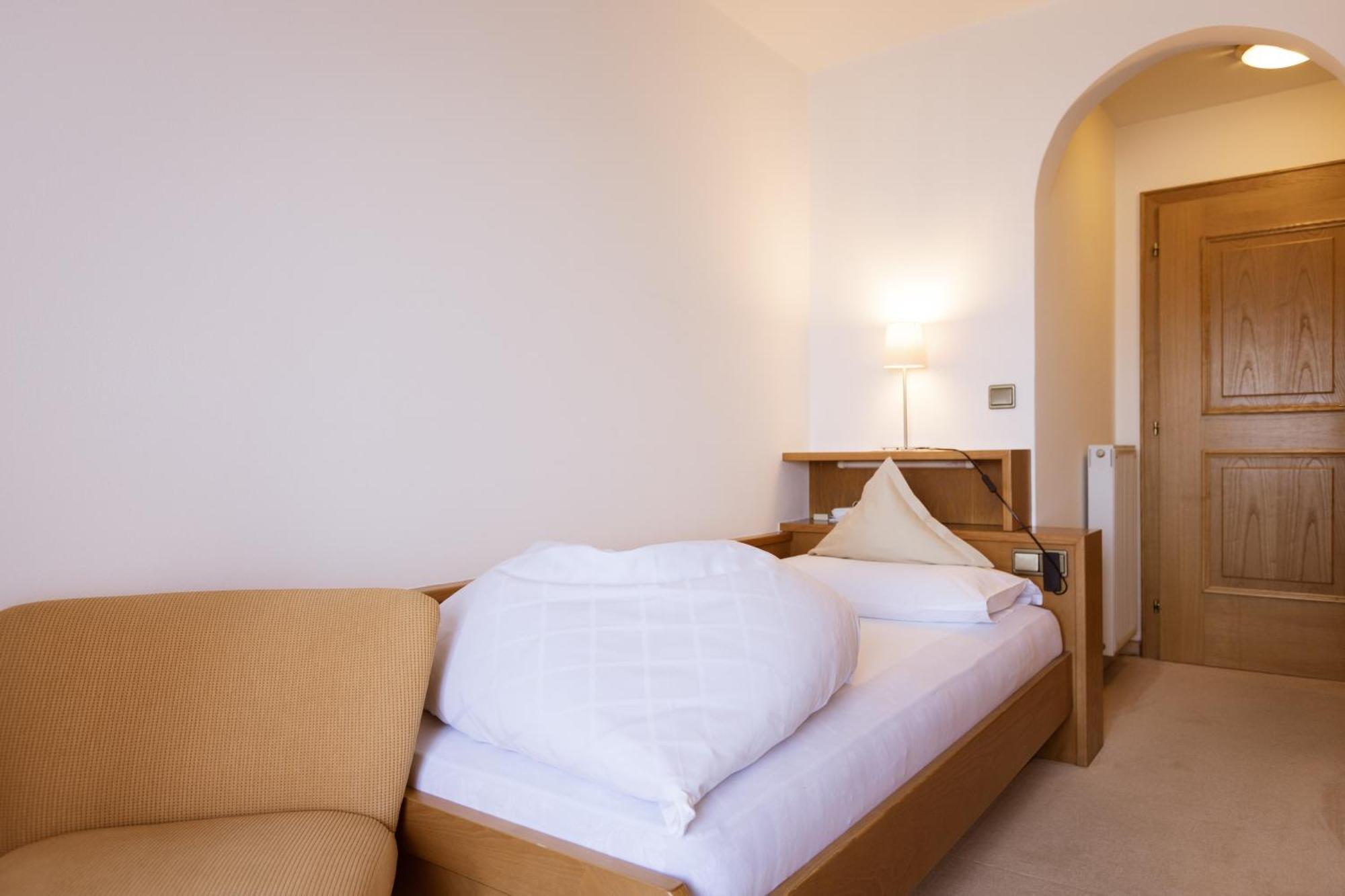 B&B Hotel Mair Am Turm 蒂鲁罗 外观 照片